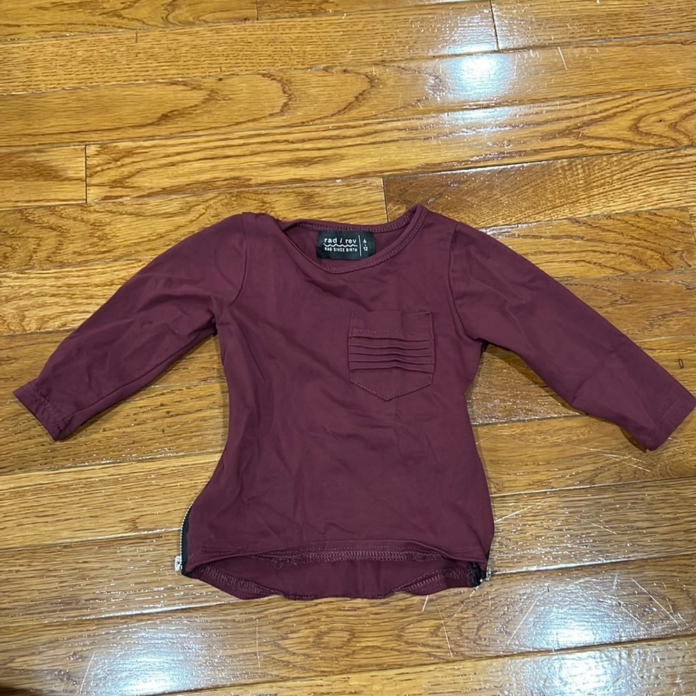 Burgundy baby shirt with zippers on the side size 6-12 months